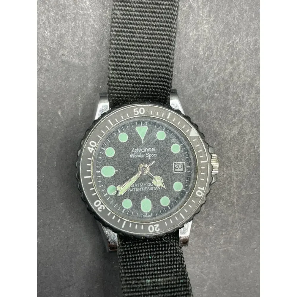 Advance Wonder Sport Analog 3ATM WR Diver's Watch Black Dial Nato Band 25.8mm